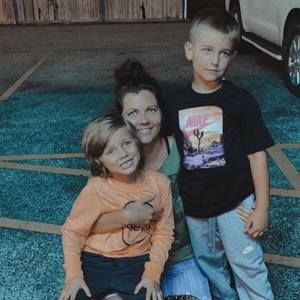 Meet your Posher, Crystal